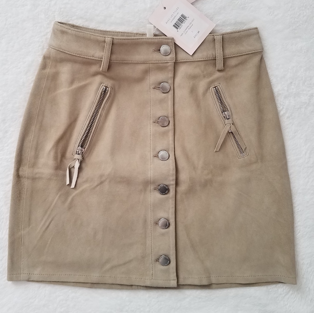 Avec Les Filles Button Suede Mini Skirt - Picture 3 of 4
